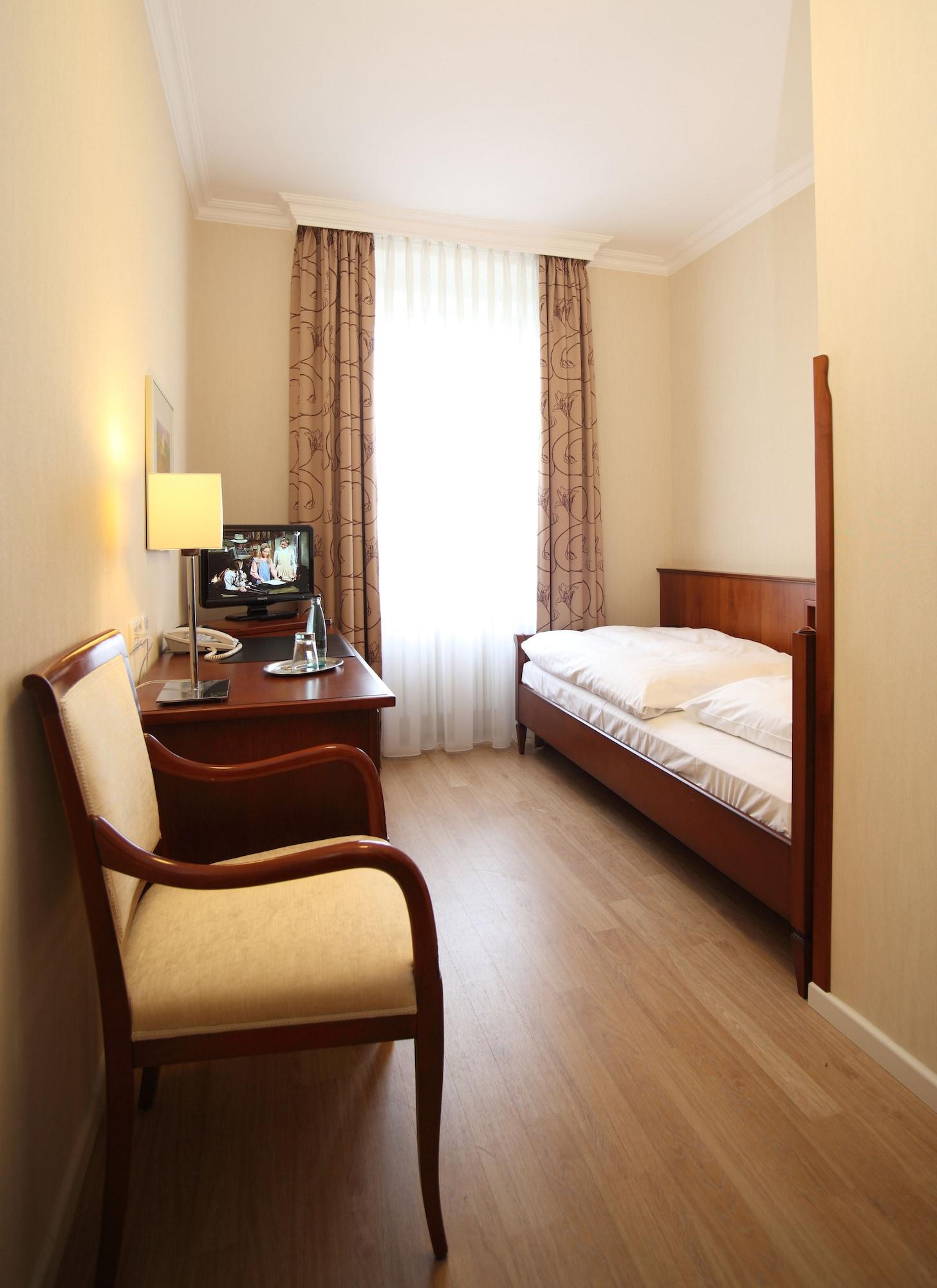 อัลสเตอร์-โฮฟ Hotel ฮัมบูร์ก ภายนอก รูปภาพ