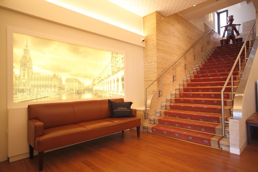 อัลสเตอร์-โฮฟ Hotel ฮัมบูร์ก ภายนอก รูปภาพ